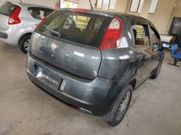 FIAT - PUNTO - 2011/2011 - Cinza - R$ 31.000,00