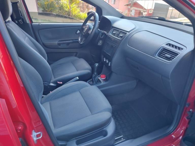 VOLKSWAGEN - FOX - 2012/2012 - Vermelha - R$ 28.950,00