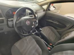 FIAT - PUNTO - 2012/2012 - Prata - R$ 31.500,00