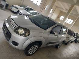 FIAT - UNO - 2016/2016 - Prata - R$ 32.500,00