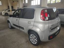 FIAT - UNO - 2016/2016 - Prata - R$ 32.500,00