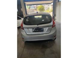 FORD - FIESTA - 2012/2012 - Prata - R$ 32.500,00