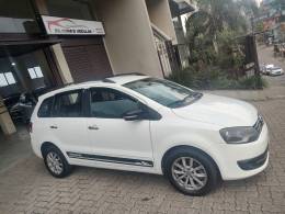 VOLKSWAGEN - SPACEFOX - 2014/2014 - Branca - R$ 37.500,00