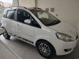 FIAT - IDEA - 2015/2015 - Branca - R$ 36.950,00