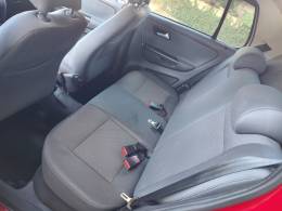 VOLKSWAGEN - FOX - 2012/2012 - Vermelha - R$ 28.950,00