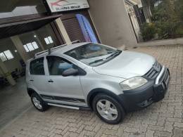 VOLKSWAGEN - CROSSFOX - 2005/2005 - Prata - R$ 25.950,00