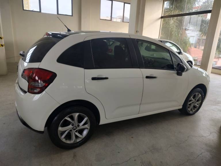 CITROËN - C3 - 2014/2015 - Branca - R$ 37.700,00