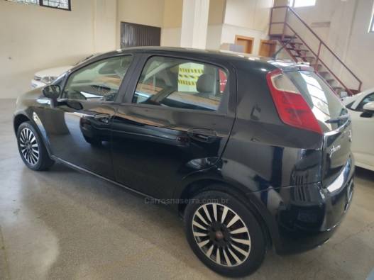 FIAT - PUNTO - 2011/2011 - Preta - R$ 28.700,00