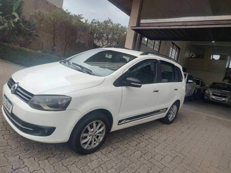 VOLKSWAGEN - SPACEFOX - 2014/2014 - Branca - R$ 37.500,00