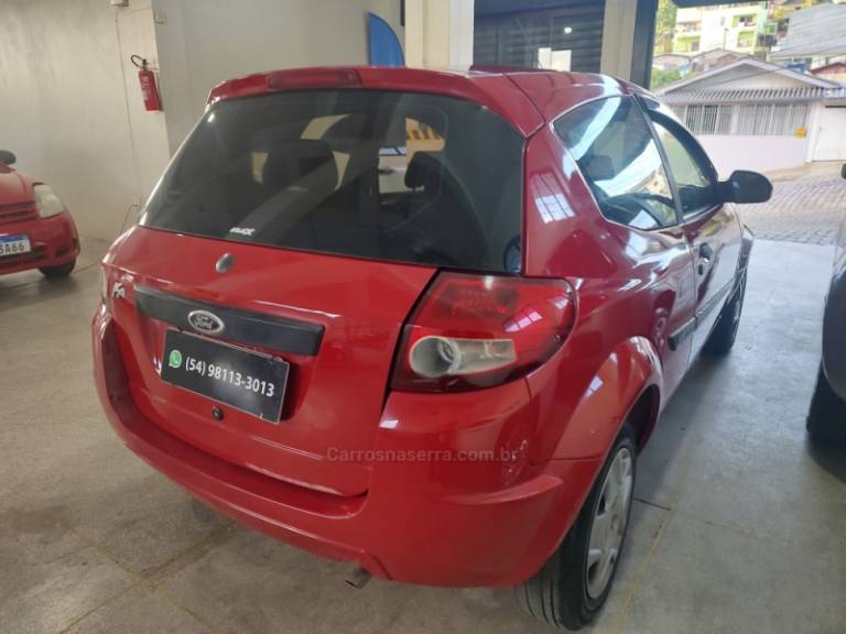 FORD - KA - 2011/2011 - Vermelha - R$ 18.700,00